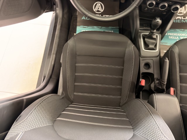 DACIA DUSTER 1500 BLUEHDI 115 CV JOURNEY UP